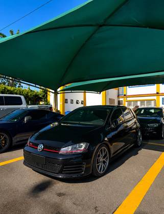 VOLKSWAGEN GOLF 2.0 TSI GTI 16V TURBO GASOLINA 4P AUTOMÁTICO VOLKSWAGEN GOLF 2.0 TSI GTI 16V TURBO GASOLINA 4P AUTOMÁTICO